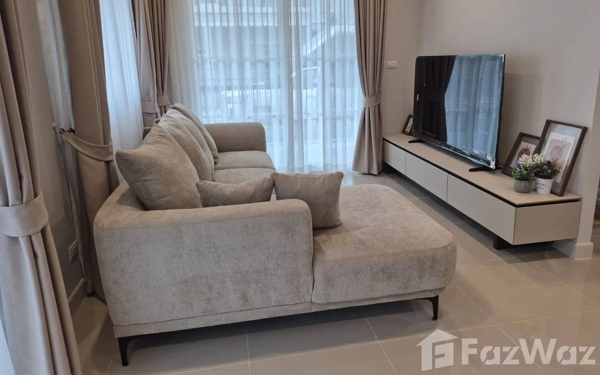 4-bedroom, 170 m² — ฿50,000 a month